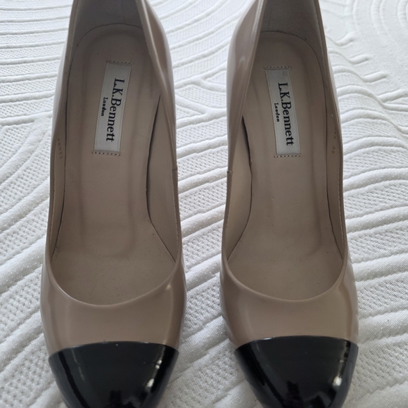 LK Bennett Shoes - LK Bennett Women's Black and Cream Heels